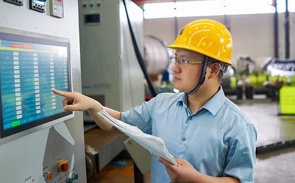 F66永乐科技副总经理胡祥龙博士.jpg F66永乐科技副总经理胡祥龙博士.jpg